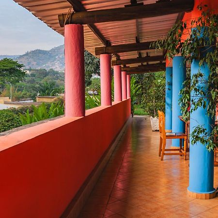 Aparthotel Jardin Tropical Бужумбура Экстерьер фото