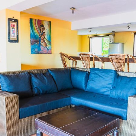 Aparthotel Jardin Tropical Бужумбура Экстерьер фото