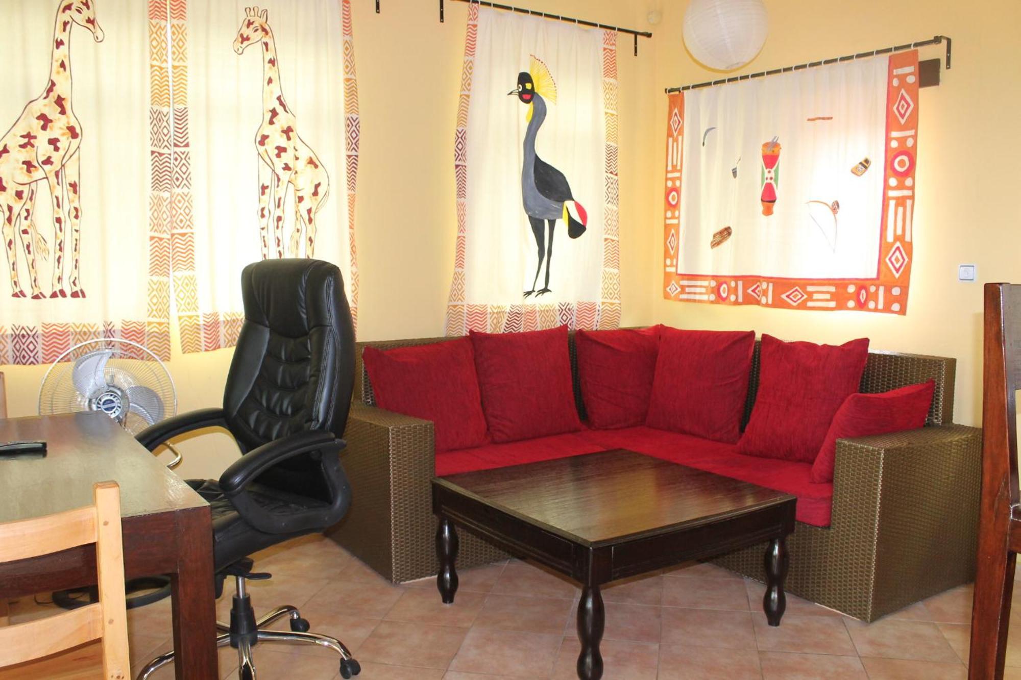 Aparthotel Jardin Tropical Бужумбура Экстерьер фото