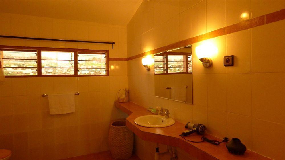 Aparthotel Jardin Tropical Бужумбура Экстерьер фото